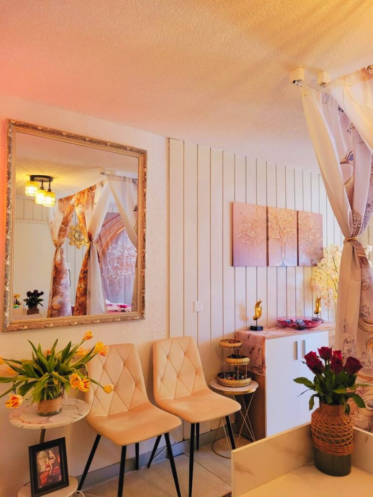 Studio 19 | Mue Thong - Thai Massage in Thun