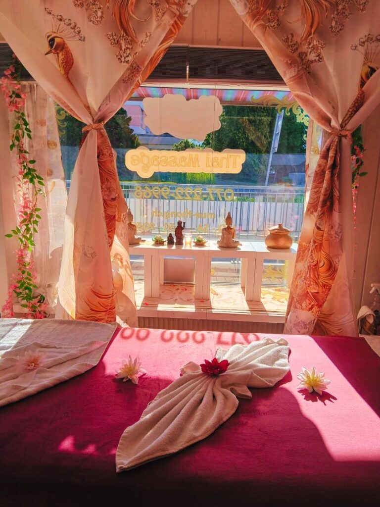 Studio 21 | Mue Thong - Thai Massage in Thun